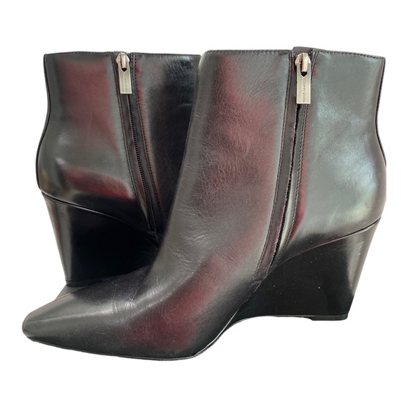 Vince Camuto Black Wedge Ankle Boots 9.5 Medium Width NWT - Picture 8 of 15